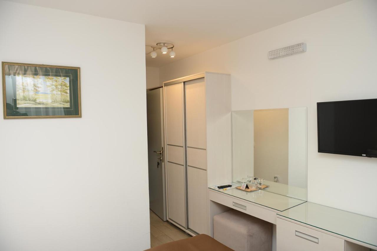 Hotel Sunce Kraljevo Ngoại thất bức ảnh